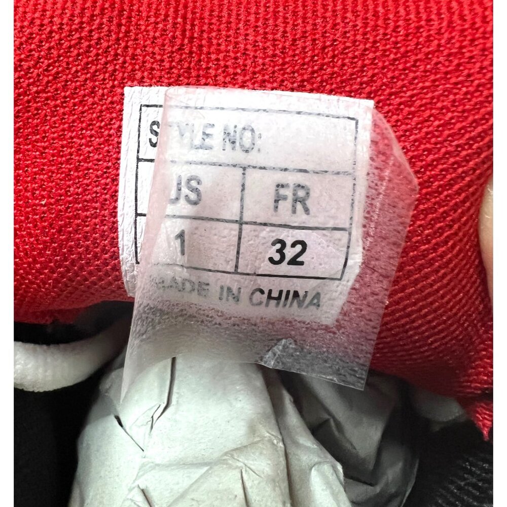 Kids Basketball Shoes Size1 White/Red/Black Lace-Up Sneakers - Picture 6 of 6